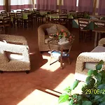فندق مبيت وإفطار Casteldoria 3*